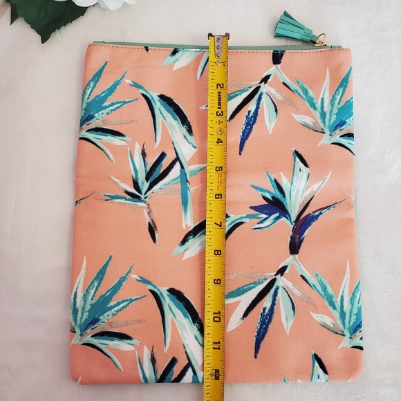 RACHEL PALLY REVERSIBLE CLUTCH - Picture 6 of 10